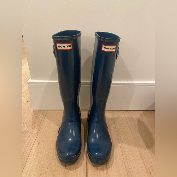 Authentic Hunter Tall Tain Boots - Picture 1 of 7